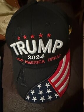 TRUMP 2024 Keep America Great Embroidered Baseball Cap - Black & Red